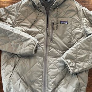 Patagonia Dark Gray Quilted Jacket